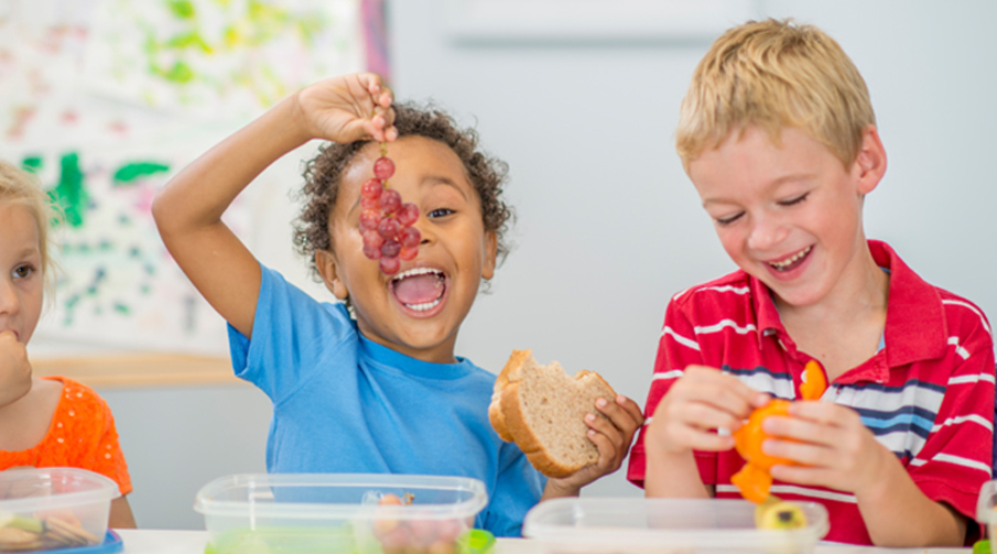 Sunt og godt innhold i matboksen til barna gir de gode forutsetninger - både på barnehage og skole. 